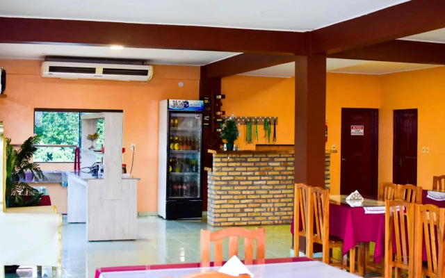 Palmas Park Hotel y Restaurant