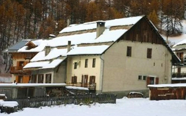 Apartment rue Nissard