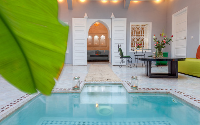 Riad Awatif 36