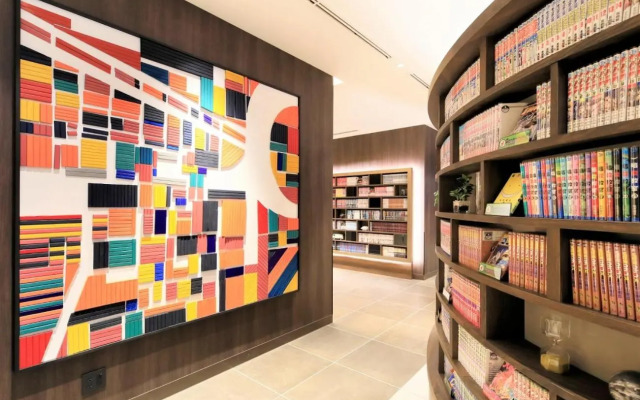 Quintessa Hotel Fukuoka Tenjin Comic & Books