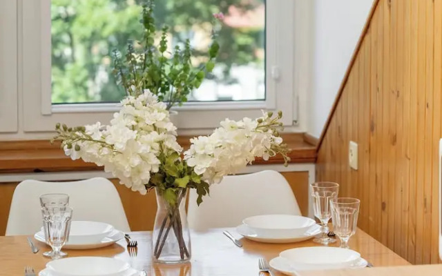 Modern Apartment Wrocław by Renters