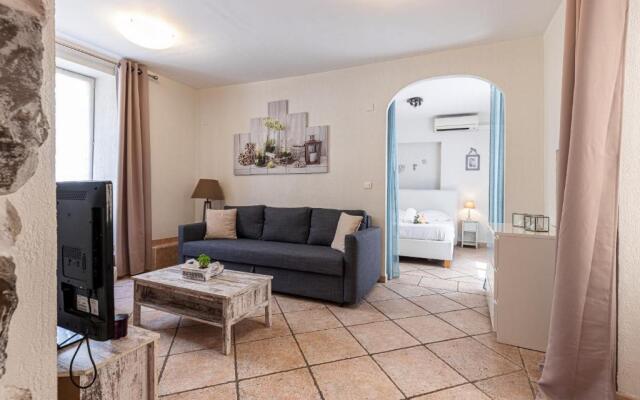 1 Bedroom apartment in Nice Port