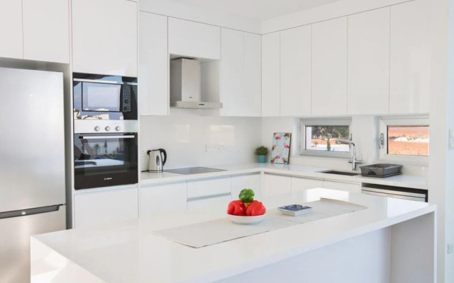 Villa Ava AQ BP3 in Pernera