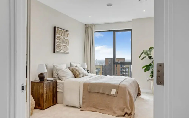 Chic One-bedroom Apartment Near Stratford