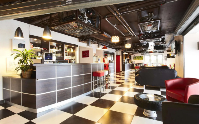 Enzo Hotels Reims Tinqueux By Kyriad Direct