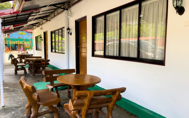 Sunrise Recreation Homestay & Chalet