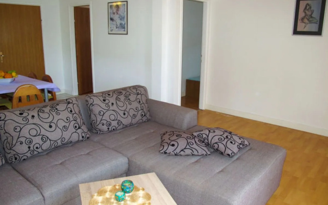 Nika (ZAD700) 40754