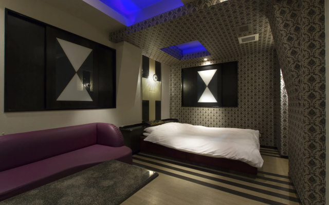 HOTEL G7 - Adults Only