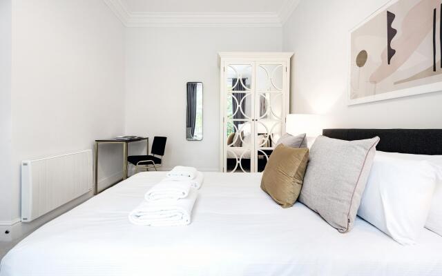 The King s Road Suite Next to Sloane Square