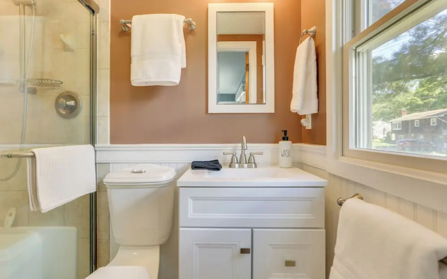 Charming Highland Falls Home < 2 Mi to West Point!