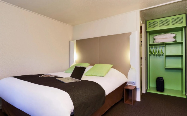 Campanile Versailles - Buc