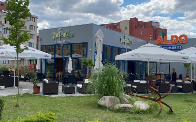 Private Studio Summer Breeze 506