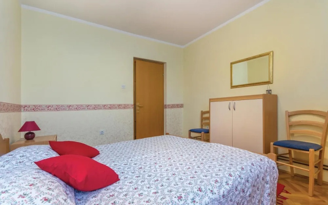 Amazing Home in Porec With Wifi and 2 Bedrooms - Hotel in Porec - Photo 3