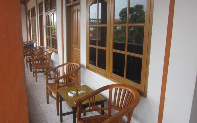 Taman Mekar Beach Inn