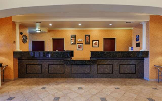 Best Western Henrietta Inn & Suites