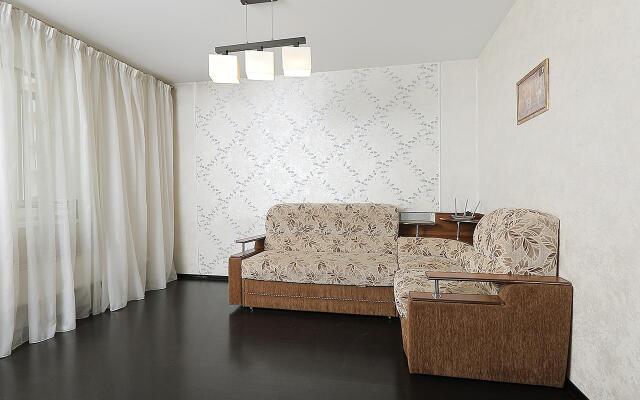 Vgosti на улице Алексеева 113