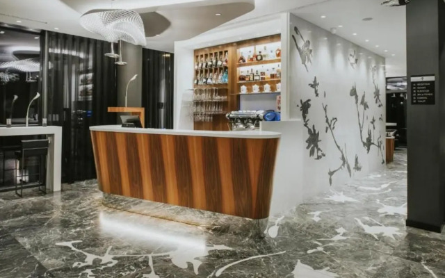 Hotel Ani