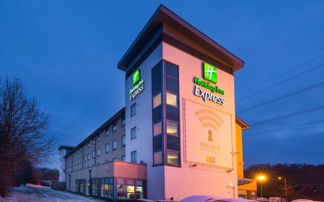 Holiday Inn Express Swindon - West, an IHG Hotel