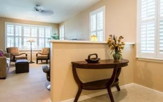 Nihilani 7b by RedAwning