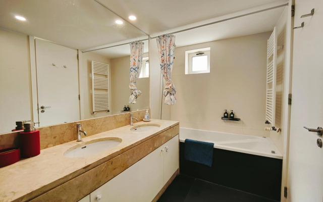 Luxury Home in Lisboa Expo