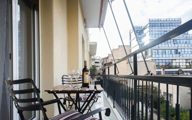 65m² homm Hype Koukaki Flat - A