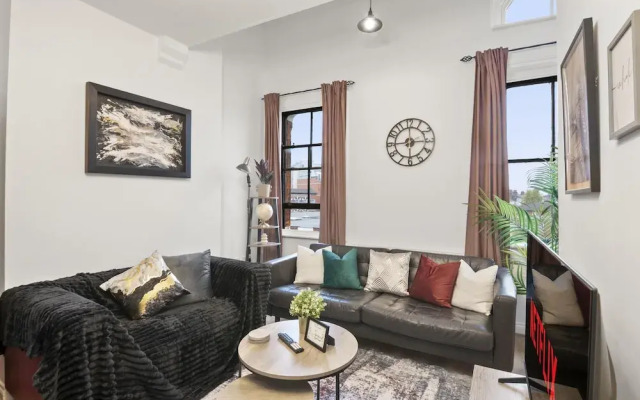 Spacious City Apartment in Birmingham