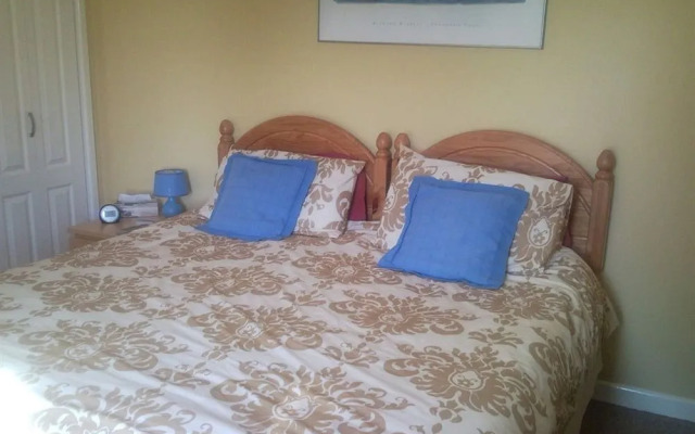 Latchmead Bed & Breakfast