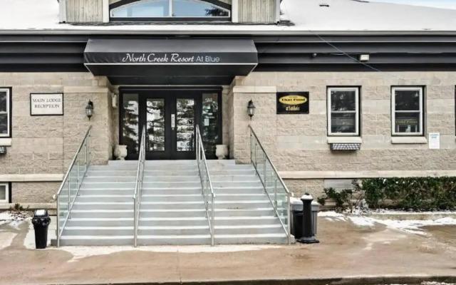 Steps to the Hill 1 Bedroom Wifi Crave TV