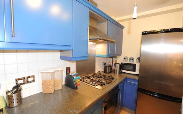 Amazing Apartment-brick Lane Apartment Cn4