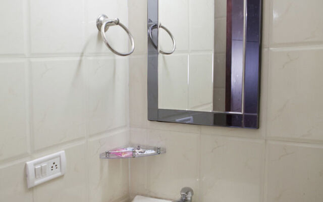 OYO Rooms Sushant Lok A Block