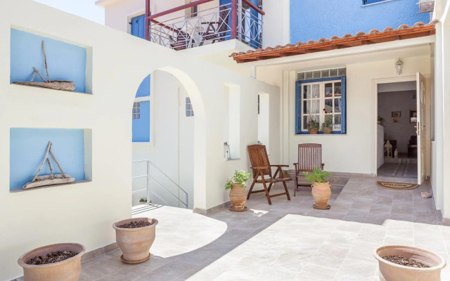 Stafylos Suites Boutique Hotel