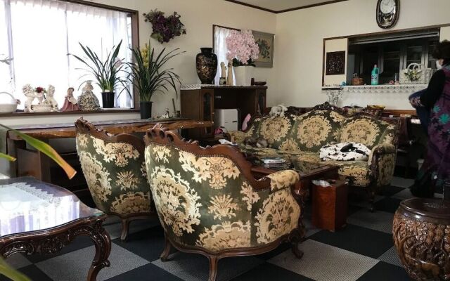Spacious Traditional House