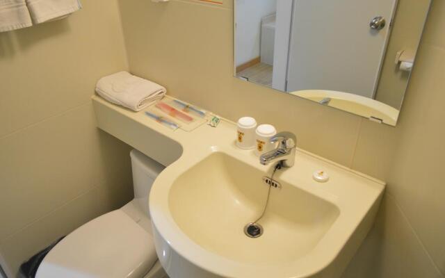 Super 8 Jinan Daminghu East Gate