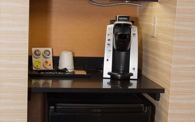 Fairfield Inn & Suites Akron South