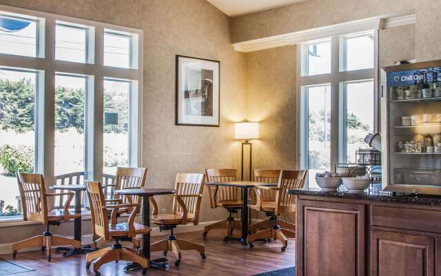 Quality Inn Half Moon Bay/Miramar Beach