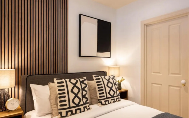 The Elephant Castle Hideaway - Stunning 1bdr Flat With Patio