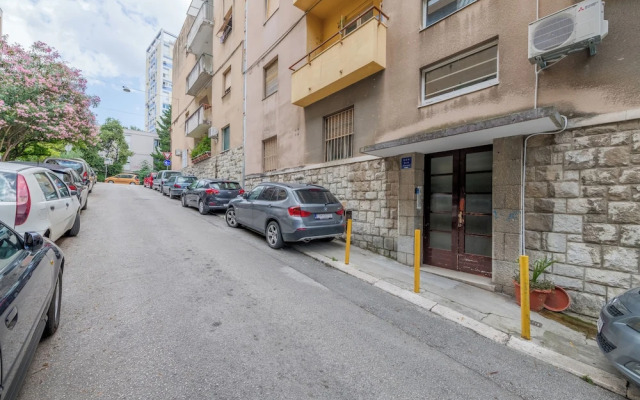 Mambo 1Bedroom Luxury Apartment-Downtown