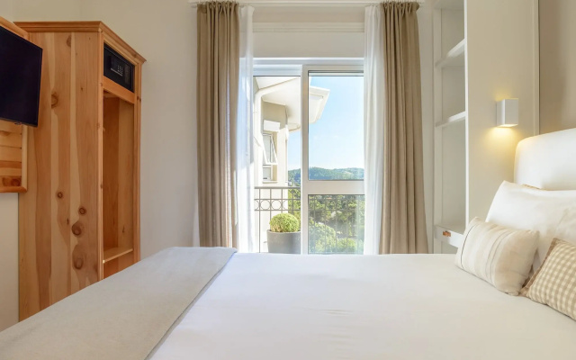 Pousada La Bas Suites de Montagne - Apart-hotel in Campos do Jordao - Photo 4