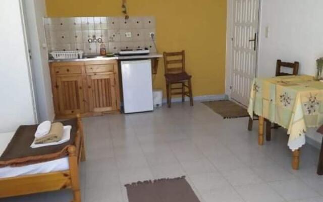 Stamoulis Apartments