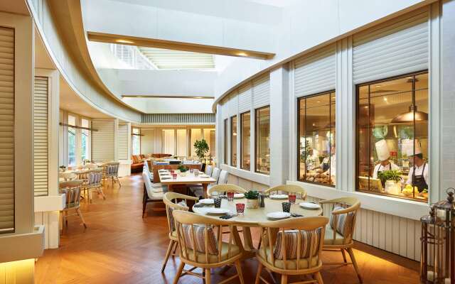 Отель Grand Hyatt Sanya Haitang Bay Resort and Spa