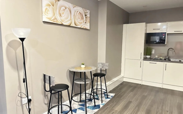 Dudley Delightful Apartment With 2 Bedrooms