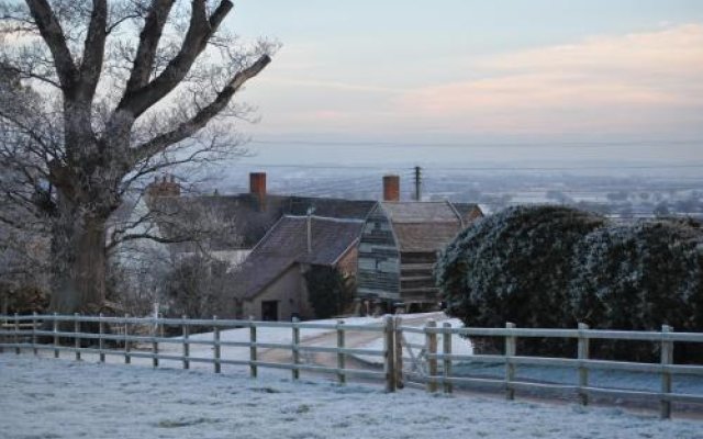 Huntstile Organic Farm