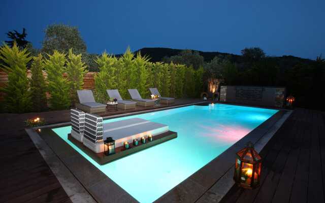 Byblos Luxury Villa