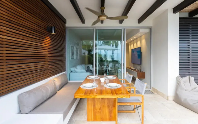 The Surf-point Condo by Acomodo Riomar