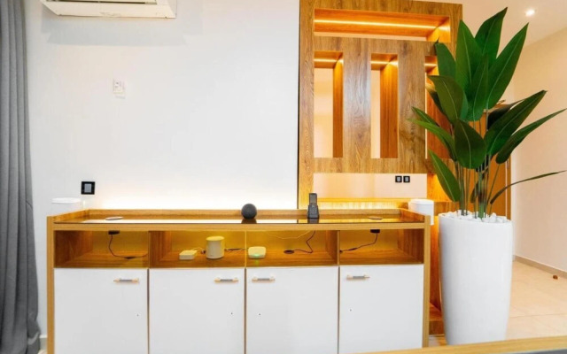 Oceanview Smart Home with Pool in Oniru-Lekki 1