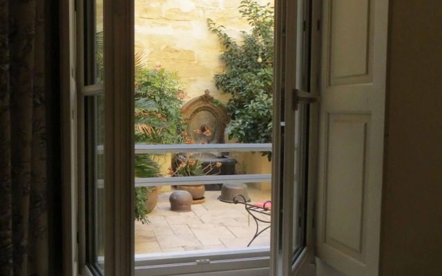 Autour Du Petit Paradis