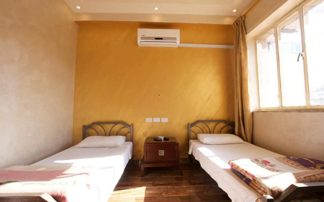 Sun Rise Hotel