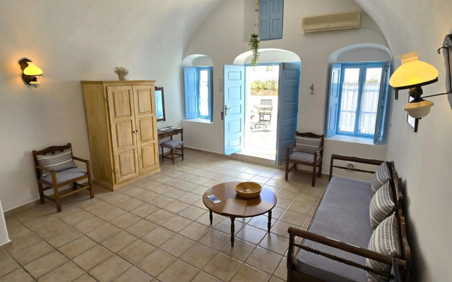 Aethrio Sunset Village Hotel