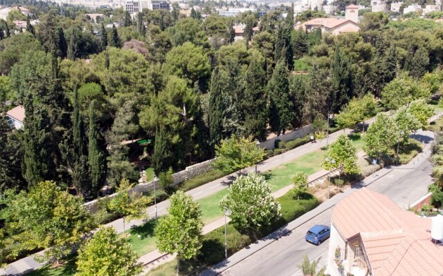 Luxury Triplex In Jerusalem Center