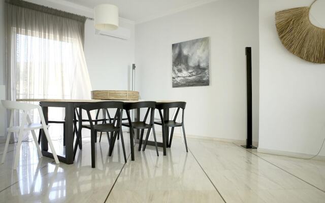 Libra - Luxurious Sea View Apartment